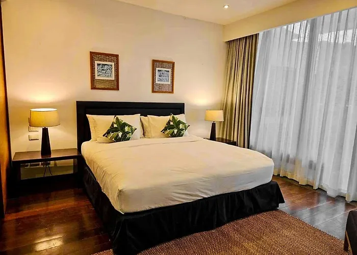 Beachfront 2 Bedroom Luxury Apartment Chava Surin
