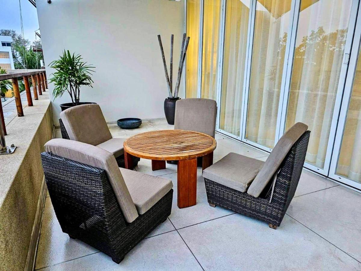 公寓 Beachfront 2 Bedroom Luxury Chava 苏林海滩