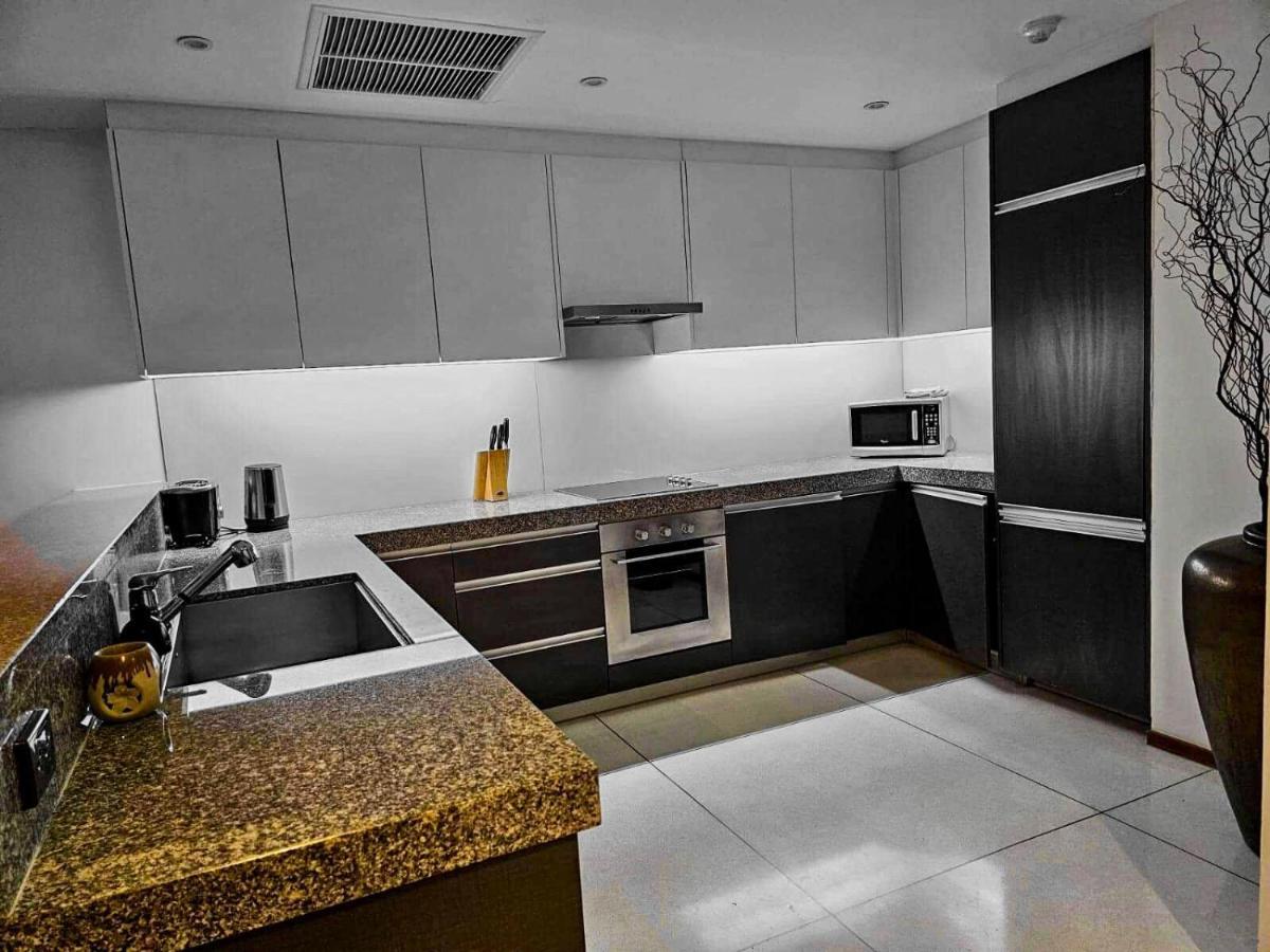 Beachfront 2 Bedroom Luxury Chava 苏林海滩